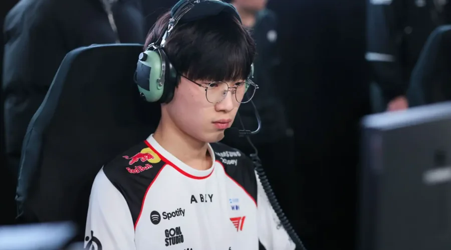 Za T1 debutoval 18letý Painter, na výhru proti Hanwha Life Esports to ale nestačilo